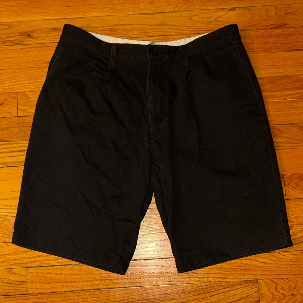 Men’s Dockers Black Chino Shorts Size 32